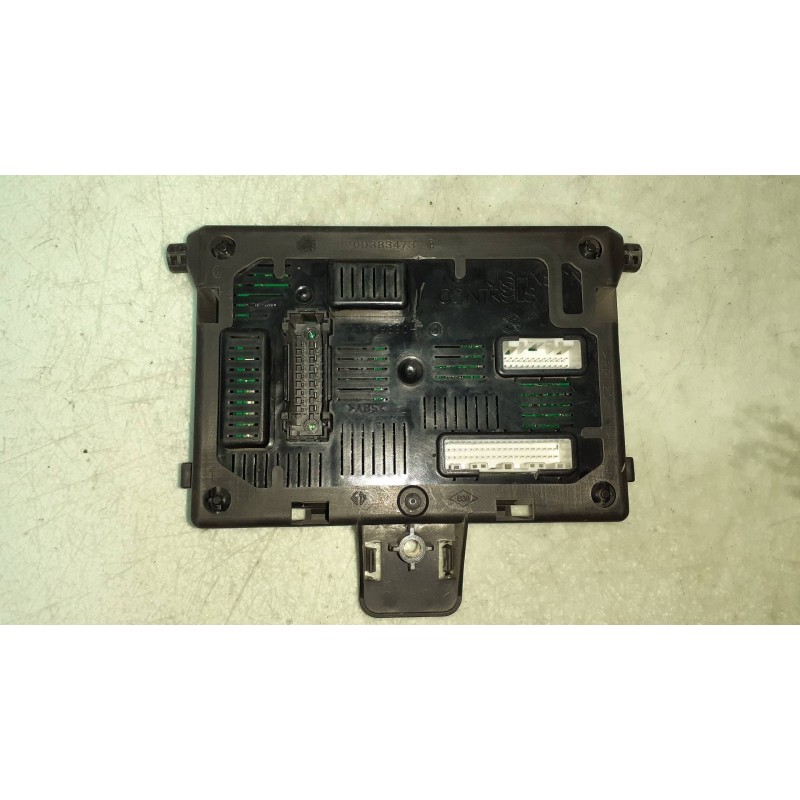 Recambio de centralita motor uce para renault clio iii authentique referencia OEM IAM 8200399038 8200619409 KIT - DELPHI