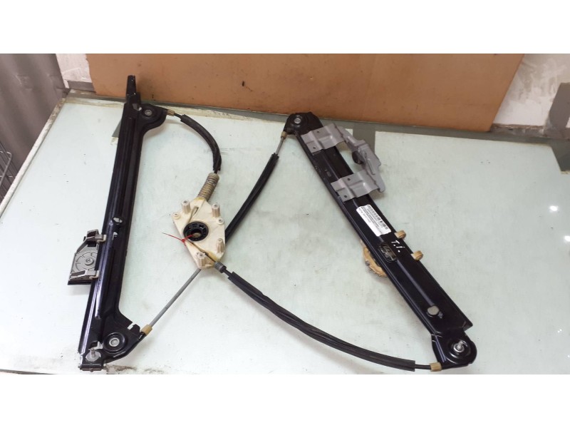 Recambio de elevalunas trasero izquierdo para bmw serie 5 berlina (g30) 520i referencia OEM IAM E00701710326  ELECTRICO