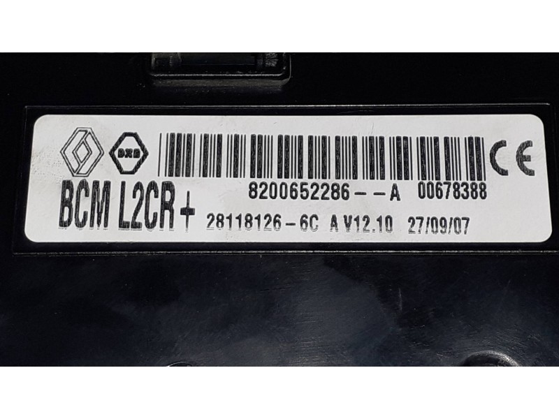 Recambio de centralita motor uce para renault clio iii authentique referencia OEM IAM 8200399038 8200619409 KIT - DELPHI