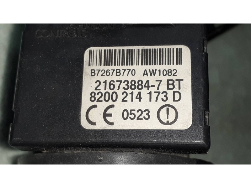 Recambio de centralita motor uce para renault clio iii authentique referencia OEM IAM 8200399038 8200619409 KIT - DELPHI