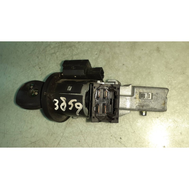 Recambio de centralita motor uce para renault clio iii authentique referencia OEM IAM 8200399038 8200619409 KIT - DELPHI