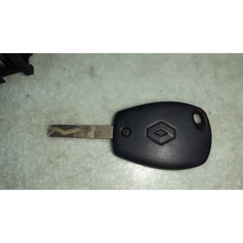 Recambio de centralita motor uce para renault clio iii authentique referencia OEM IAM 8200399038 8200619409 KIT - DELPHI