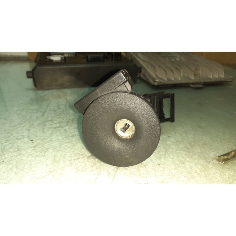 Recambio de centralita motor uce para renault clio iii authentique referencia OEM IAM 8200399038 8200619409 KIT - DELPHI