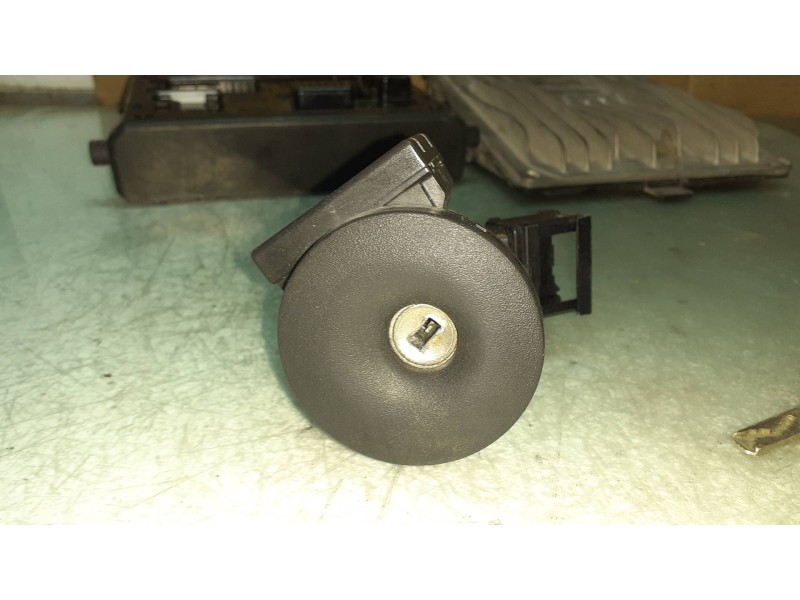 Recambio de centralita motor uce para renault clio iii authentique referencia OEM IAM 8200399038 8200619409 KIT - DELPHI