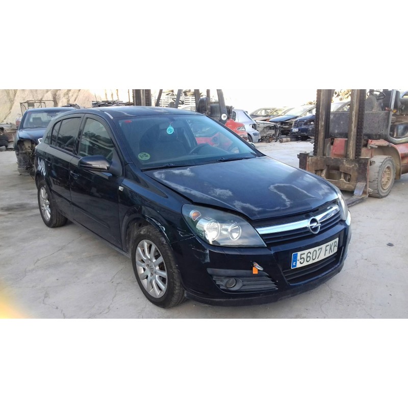 opel astra h berlina del año 2007