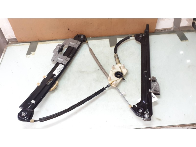 Recambio de elevalunas trasero derecho para bmw serie 5 berlina (g30) 520i referencia OEM IAM E00701710225  ELECTRICO