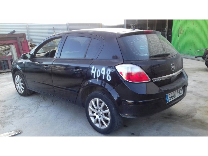 opel astra h berlina del año 2007