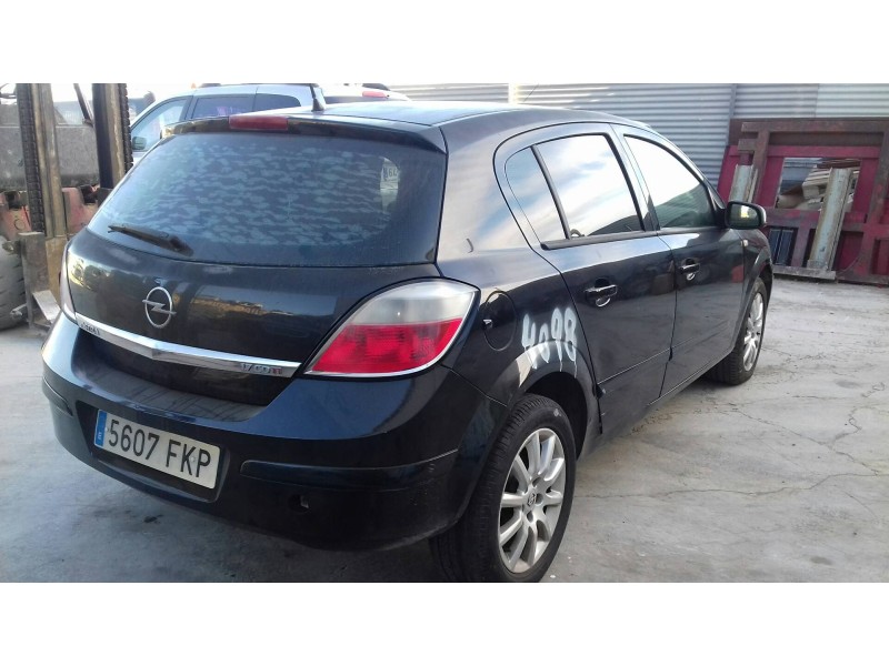 opel astra h berlina del año 2007