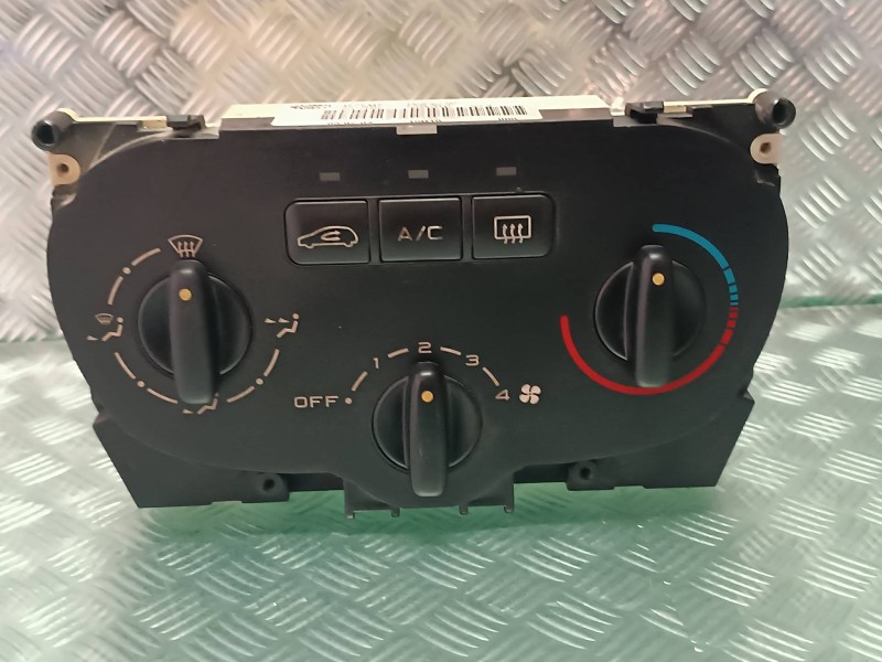 Recambio de mando calefaccion / aire acondicionado para peugeot 307 (s1) xr clim referencia OEM IAM 593240000 1848819141 MAGNETI