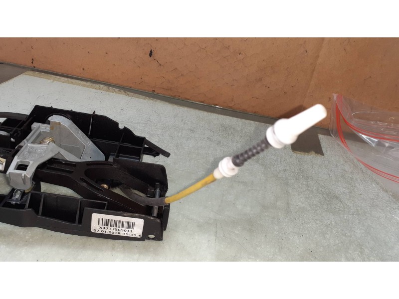 Recambio de maneta exterior trasera derecha para bmw serie 5 berlina (g30) 520i referencia OEM IAM X4717565011  