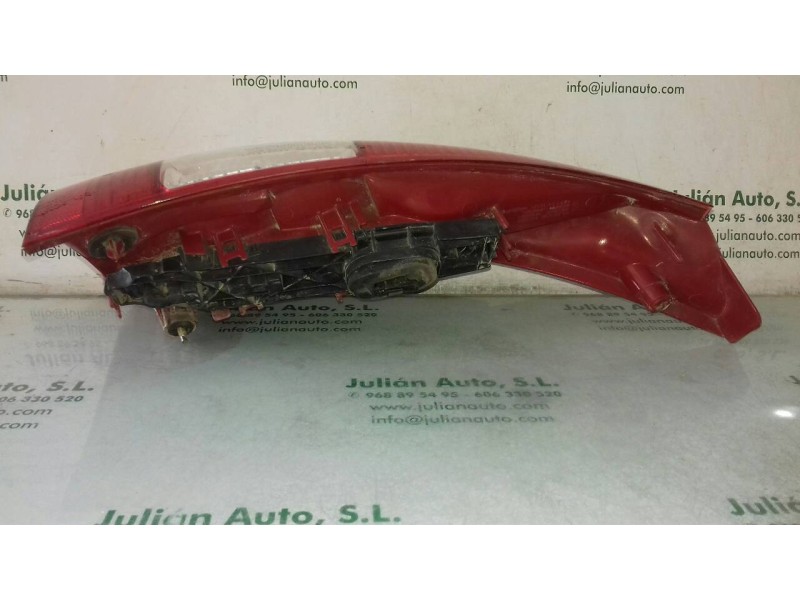 Recambio de piloto trasero derecho para citroen c3 1,6 16v exclusive referencia OEM IAM   