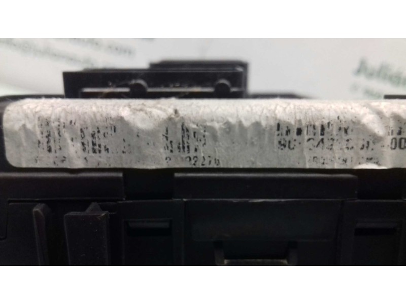 Recambio de caja reles / fusibles para peugeot 206 berlina xt referencia OEM IAM  BSM SIEMENS