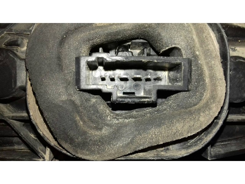 Recambio de piloto trasero derecho para citroen c3 1,6 16v exclusive referencia OEM IAM   