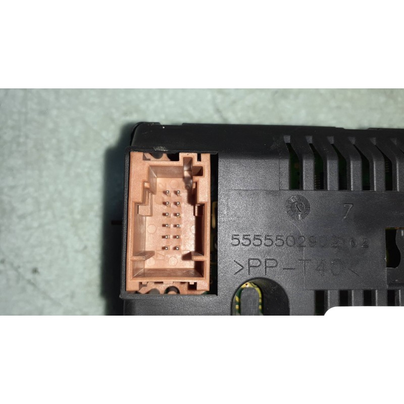 Recambio de pantalla multifuncion para citroen c3 hdi 70 furio referencia OEM IAM 96597970XT 96597970 555550290202