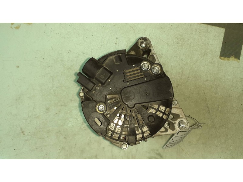 Recambio de alternador para citroen c3 hdi 70 furio referencia OEM IAM 12046240125N  