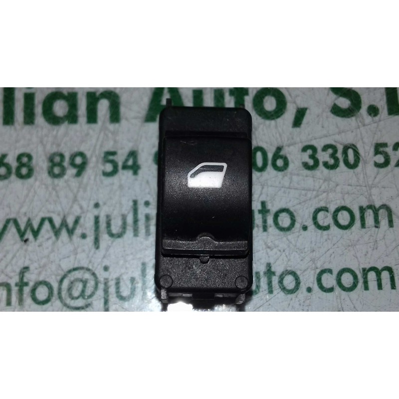 Recambio de mando elevalunas delantero derecho para citroen c3 1.4 hdi sx plus referencia OEM IAM 98016307ZD 3 + 3 PINES GRIS