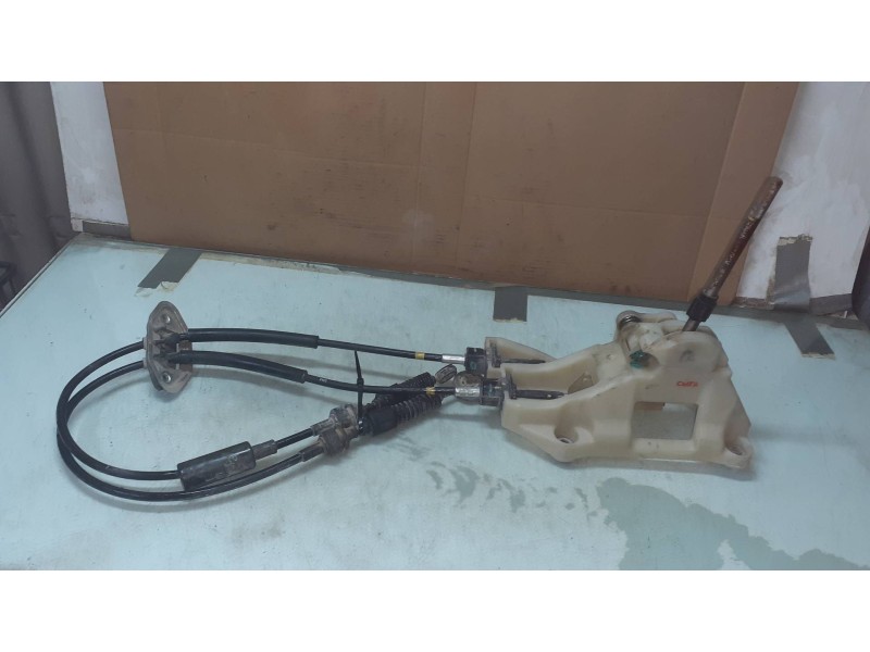 Recambio de palanca cambio para hyundai i20 style referencia OEM IAM 437001J000   Recambio de palanca cambio para hyundai i20 style referencia OEM IAM 437001J000