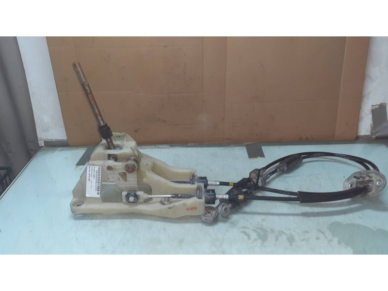 Recambio de palanca cambio para hyundai i20 style referencia OEM IAM 437001J000   Recambio de palanca cambio para hyundai i20 style referencia OEM IAM 437001J000