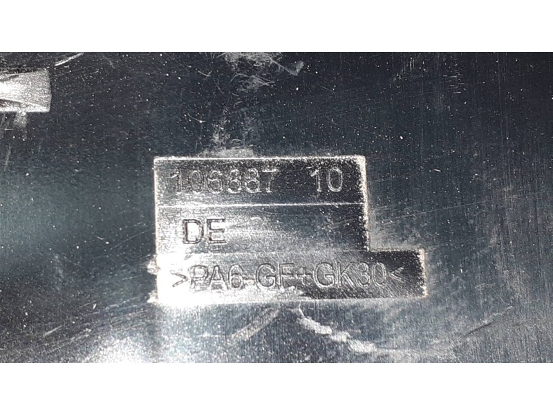 Recambio de caja reles / fusibles para bmw serie 5 berlina (g30) 520i referencia OEM IAM 10688710  