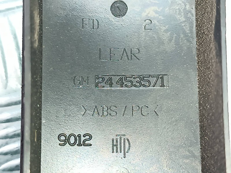 Recambio de mando elevalunas delantero derecho para opel vectra c berlina club referencia OEM IAM 24453571  09185958