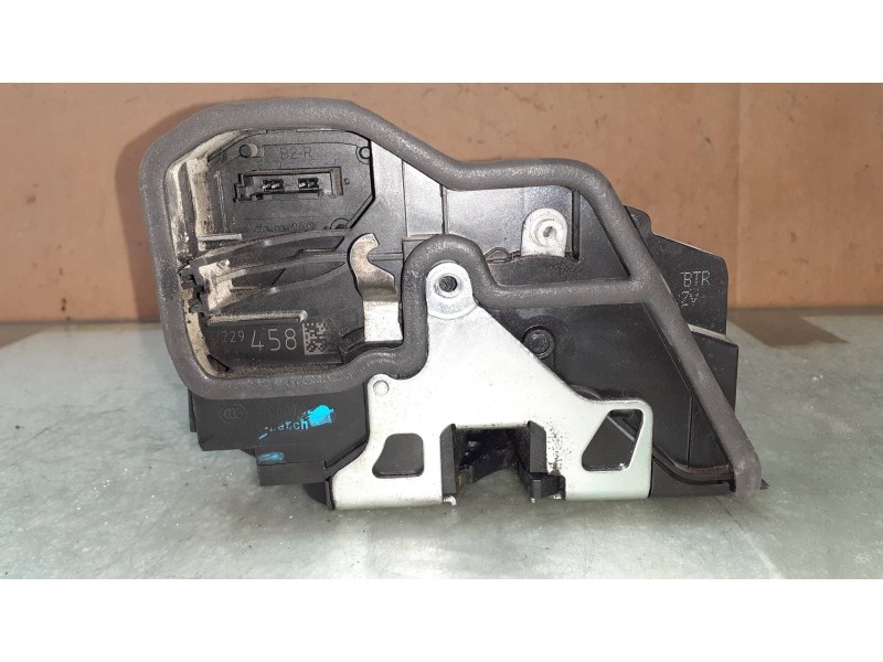 Recambio de cerradura puerta delantera derecha para bmw serie 5 berlina (g30) 520i referencia OEM IAM A053702  ELECTRICA