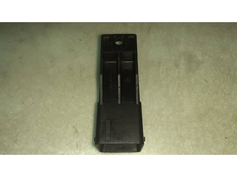 Recambio de caja precalentamiento para ford fiesta (cbk) ambiente referencia OEM IAM 3M5T12A343AA 51252003 LLZBA