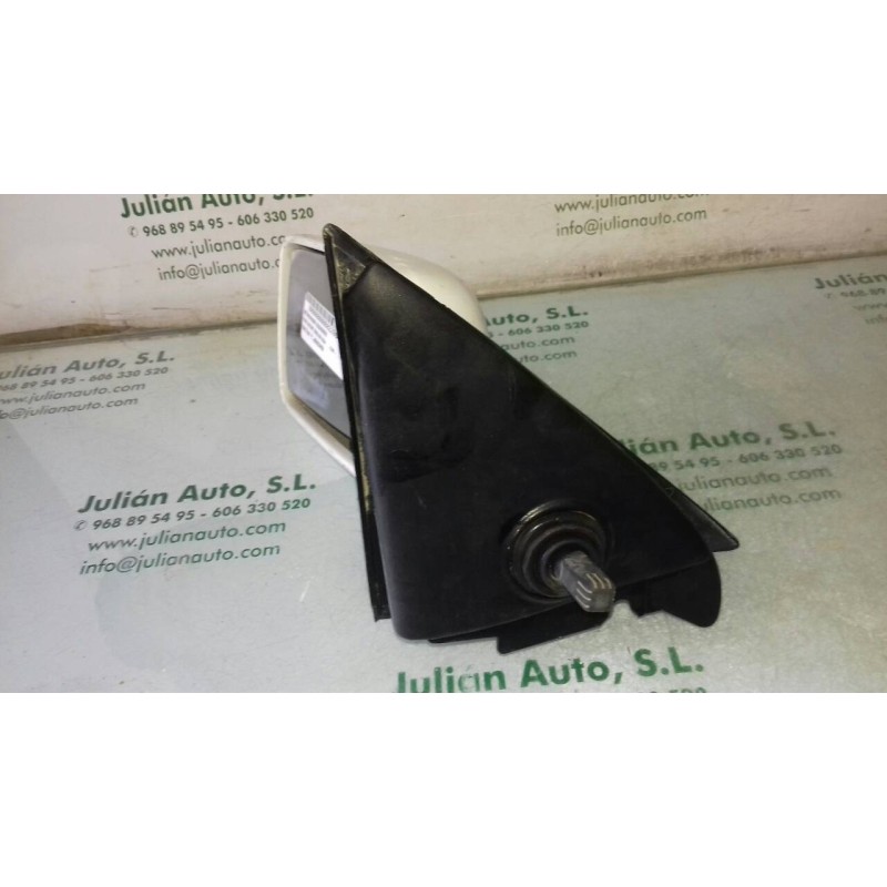 Recambio de retrovisor izquierdo para ford escort berlina ghia referencia OEM IAM 91ABA23409  MANUAL