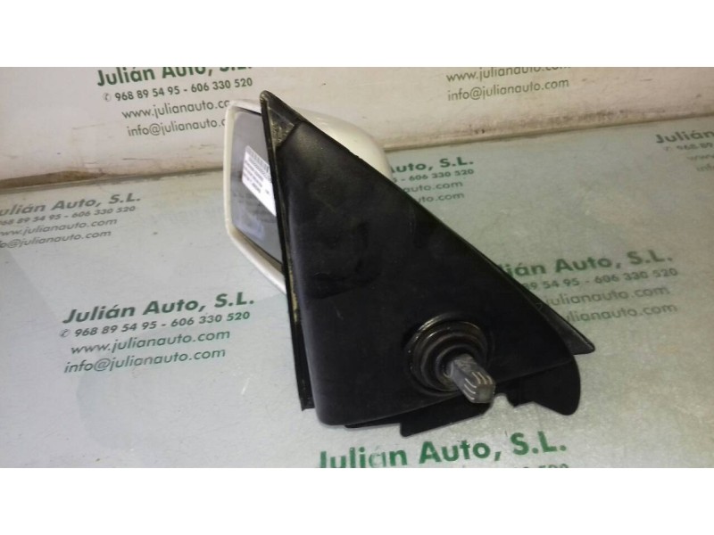 Recambio de retrovisor izquierdo para ford escort berlina ghia referencia OEM IAM 91ABA23409  MANUAL
