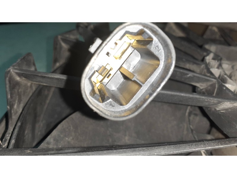 Recambio de electroventilador para citroen c5 berlina 2.0 hdi sx referencia OEM IAM 9635494380 8124X4P 5020084