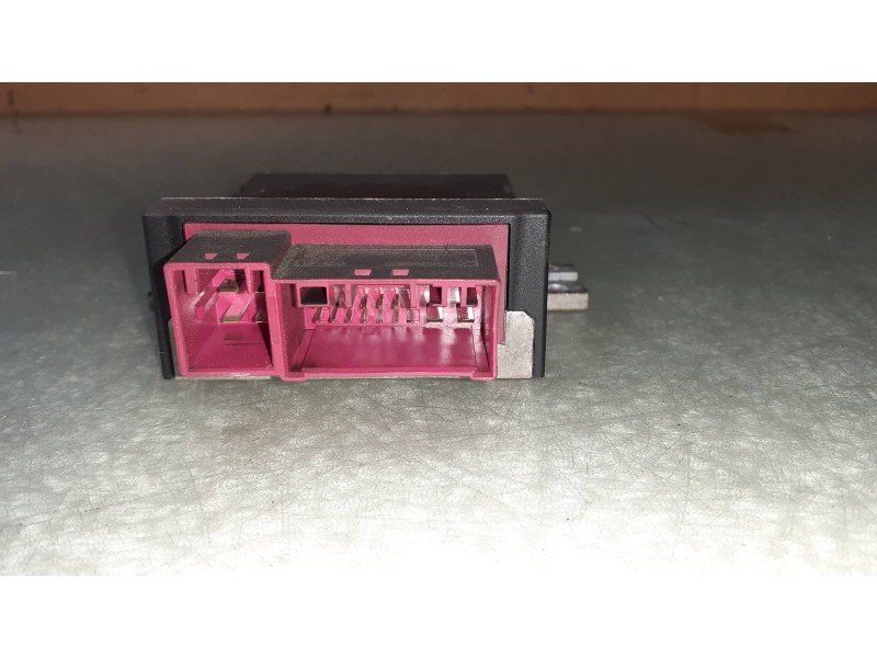 Recambio de modulo electronico para bmw serie 5 berlina (g30) 520i referencia OEM IAM 000001003  