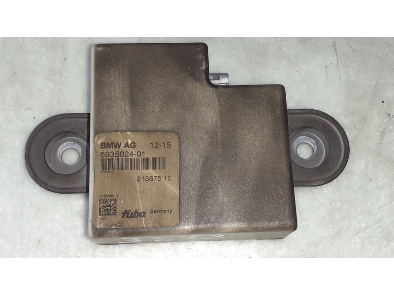 Recambio de modulo electronico para bmw serie 5 berlina (g30) 520i referencia OEM IAM 693502401 21367510 AMPLIFICADOR ANTENA