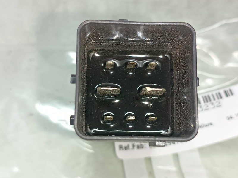 Recambio de caja precalentamiento para peugeot 2008 (--.2013) allure referencia OEM IAM 9803299780 51299058A FOMOCO