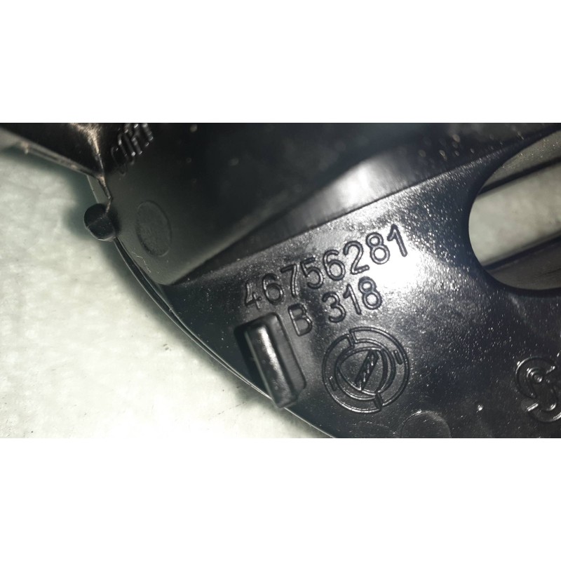 Recambio de piloto delantero izquierdo para alfa romeo 147 (190) 1.9 jtd distinctive referencia OEM IAM 46756281 B318 