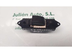 Recambio de mando elevalunas trasero izquierdo para citroen c4 aircross seduction referencia OEM IAM MR587944 C8DD411MB 2075T11B