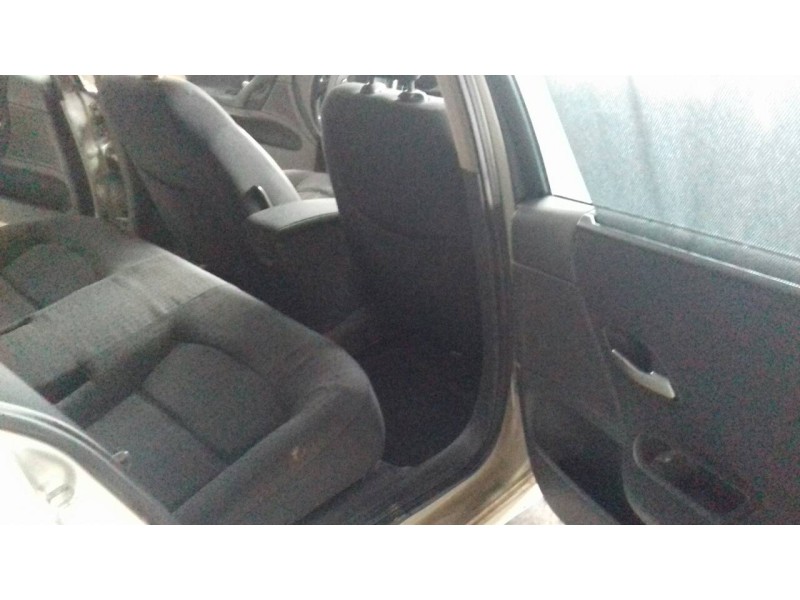 renault laguna ii (bg0) del año 2005