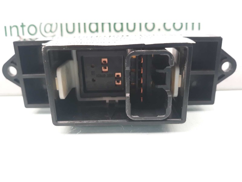 Recambio de mando elevalunas trasero izquierdo para citroen c4 aircross seduction referencia OEM IAM MR587944 C8DD411MB 2075T11B