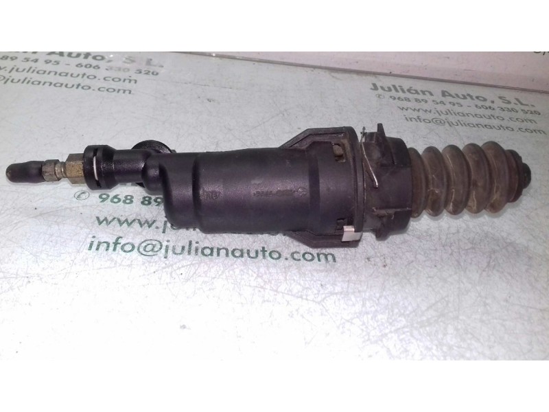 Recambio de bombin embrague para citroen c5 berlina 2.0 hdi sx referencia OEM IAM   