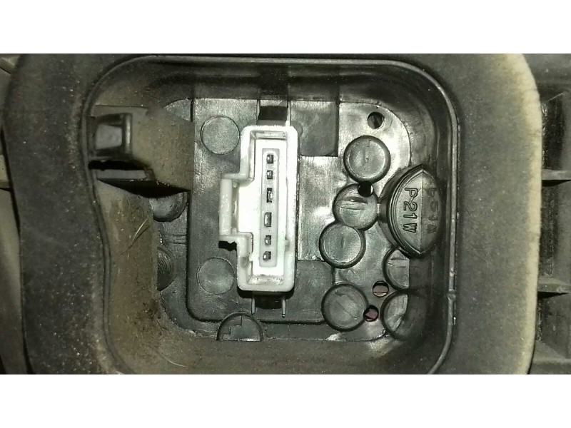 Recambio de piloto trasero derecho para peugeot 206 sw x-line referencia OEM IAM  5 PINES VALEO
