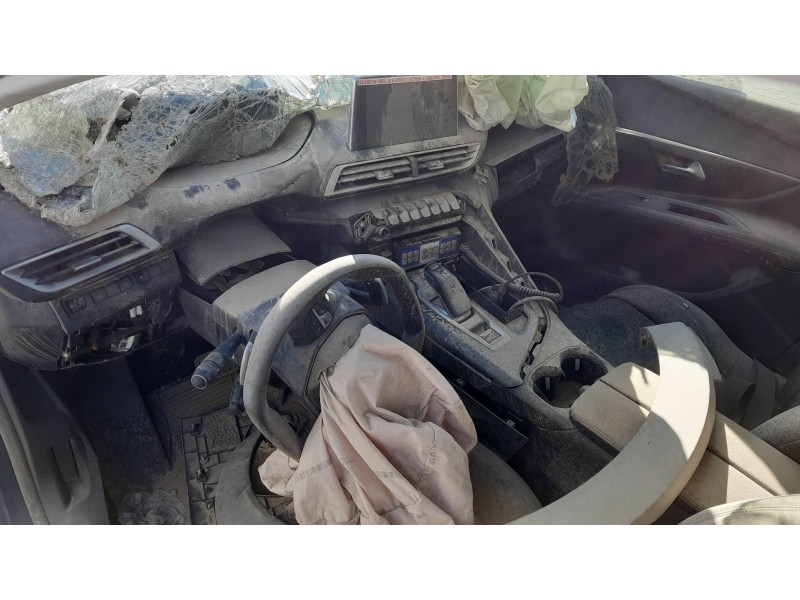 peugeot 3008 del año 2020