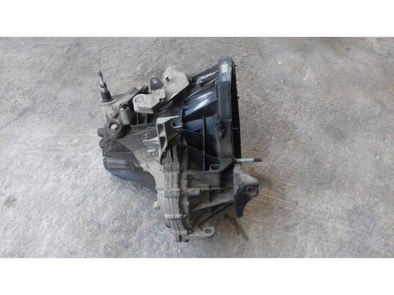 Recambio de caja cambios para renault megane ii classic berlina dynamique referencia OEM IAM TL4A001  6 VELOCIDADES