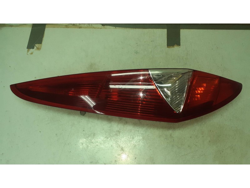 Recambio de piloto trasero izquierdo para fiat punto berlina (188) natural power referencia OEM IAM 517214790 286201 286221