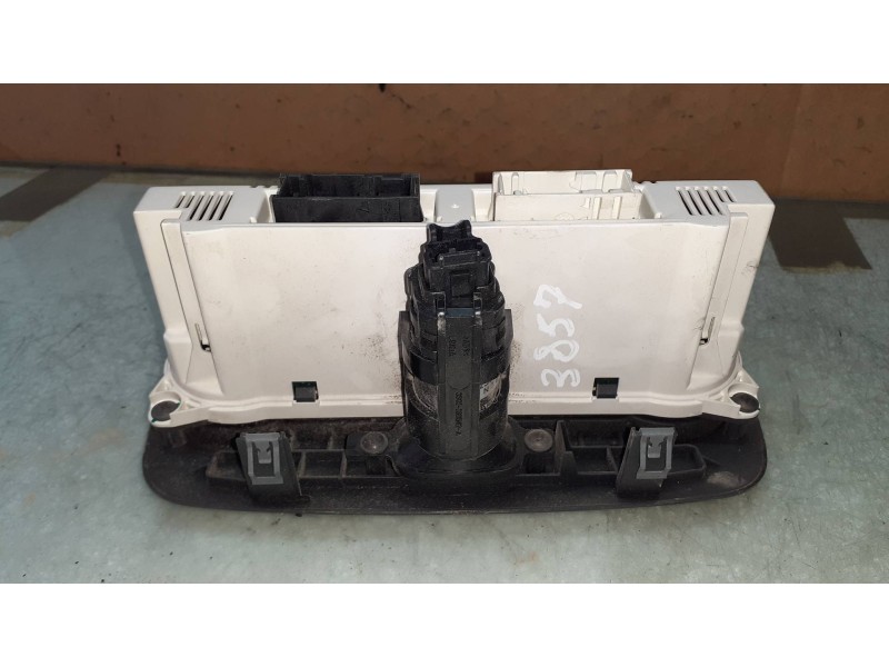 Recambio de mando climatizador para ford fiesta (cbk) ambiente referencia OEM IAM 6S6T18C612AD  