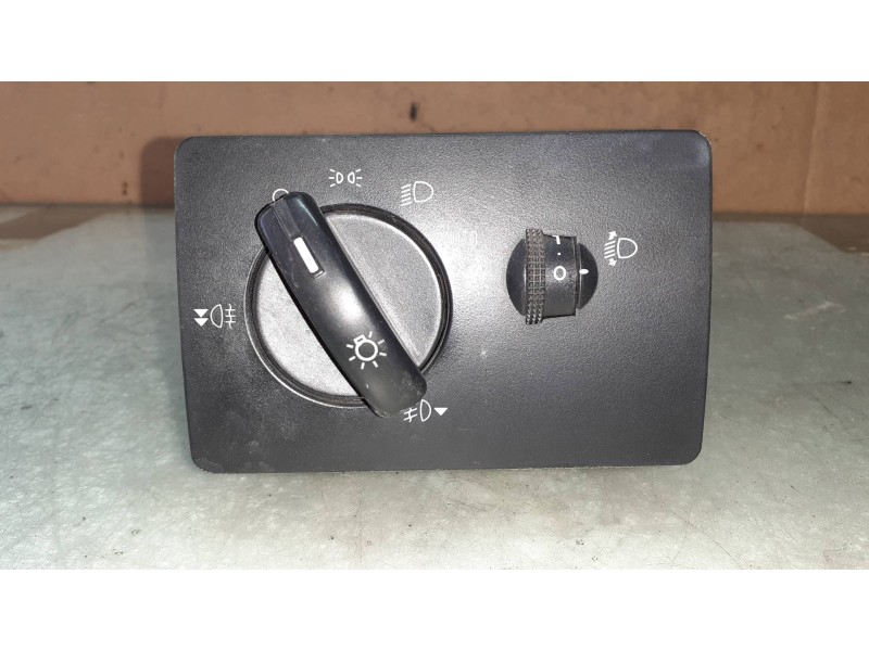 Recambio de mando luces para ford fiesta (cbk) ambiente referencia OEM IAM 6S6T13A024AA  