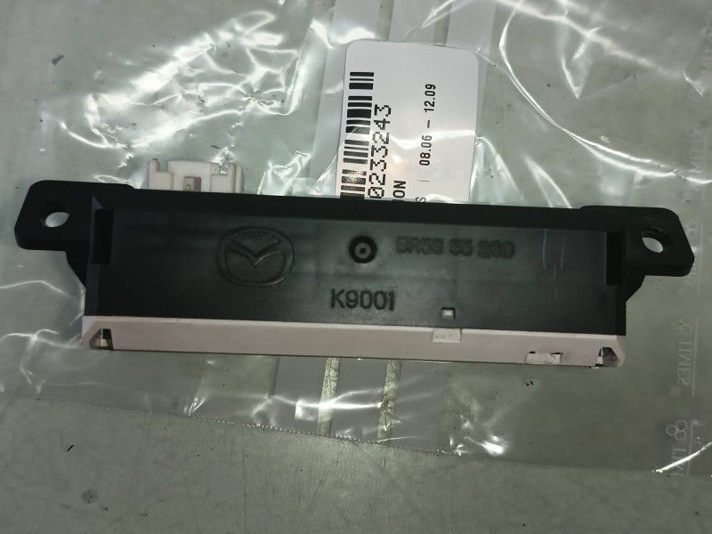 Recambio de pantalla multifuncion para mazda 3 berlina (bk) mps referencia OEM IAM BR5S55260  
