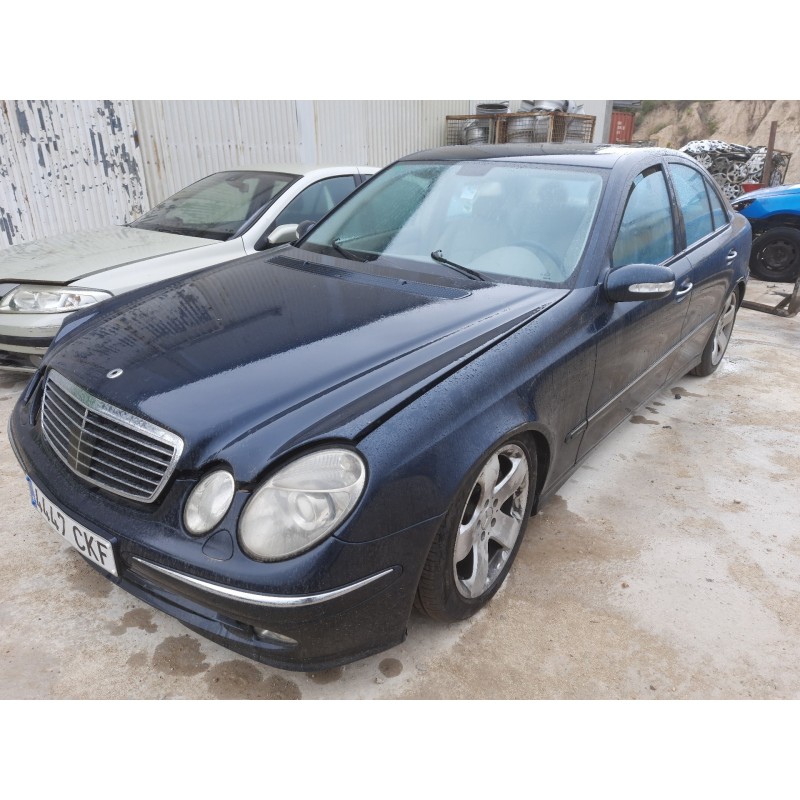 mercedes-benz clase e (w211) berlina del año 2003