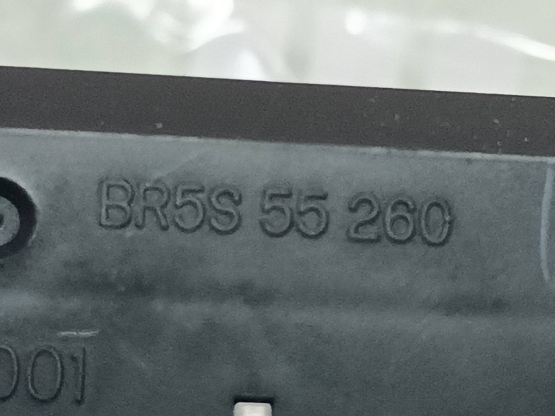 Recambio de pantalla multifuncion para mazda 3 berlina (bk) mps referencia OEM IAM BR5S55260  