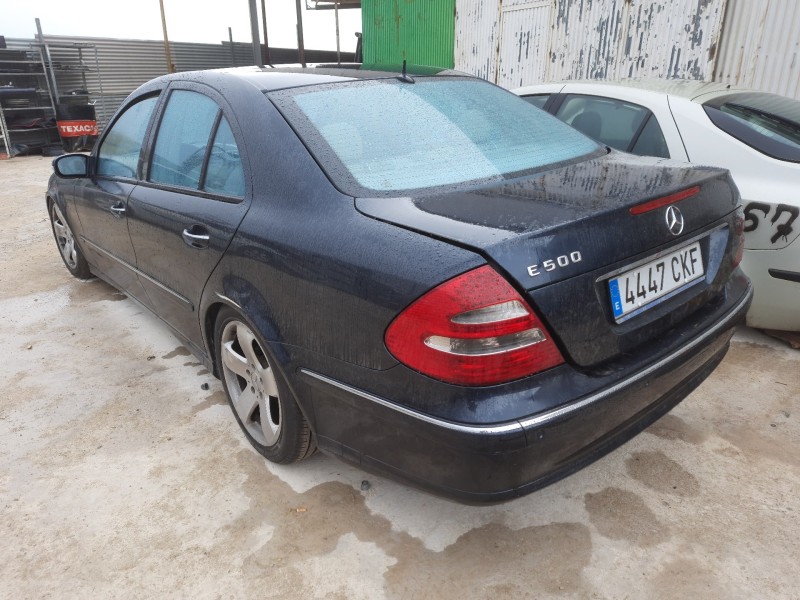 mercedes-benz clase e (w211) berlina del año 2003