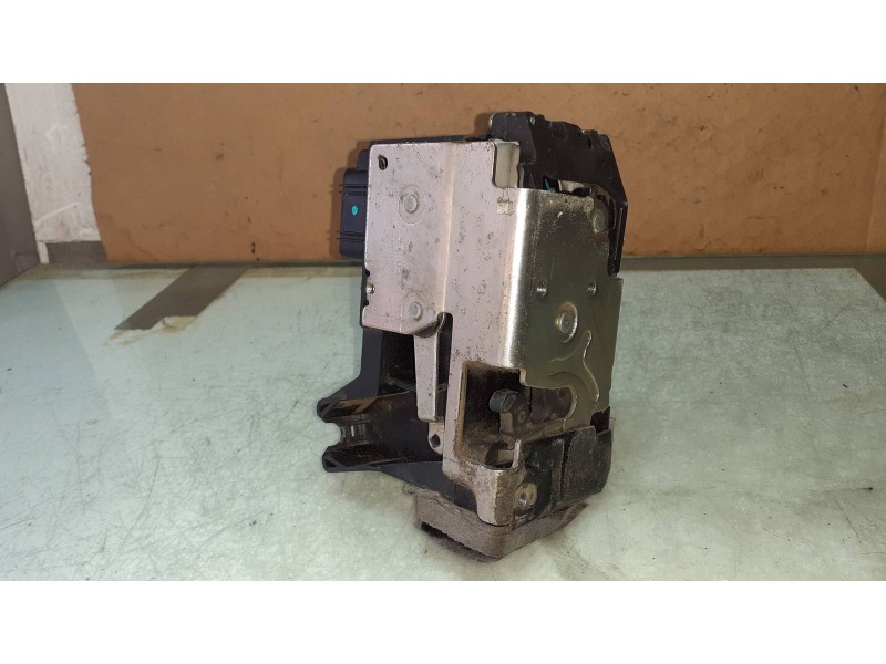 Recambio de cerradura puerta delantera izquierda para ford fiesta (cbk) ambiente referencia OEM IAM 47S05 Y5120ACLK ELECTRICA