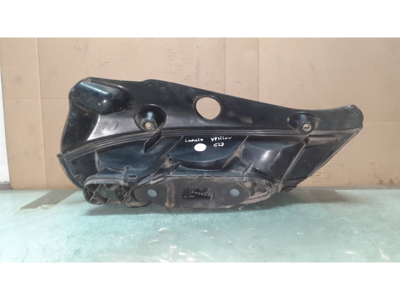 Recambio de piloto trasero derecho para lancia ypsilon (101) 1.2 8v referencia OEM IAM 51703971DX B032 0334003