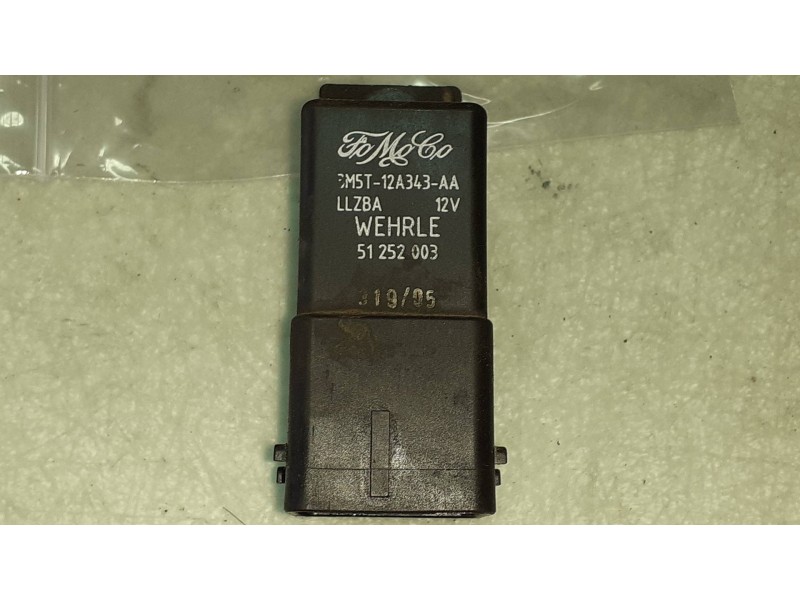 Recambio de caja precalentamiento para ford fiesta (cbk) ambiente referencia OEM IAM 3M5T12A343AA 51252003 CONECTOR 8 PINES